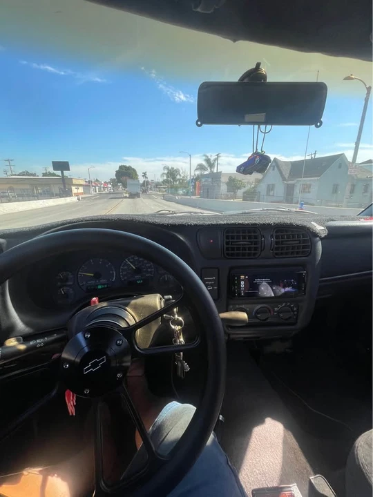 1998 Chevrolet S-10 - Image 10 of 10