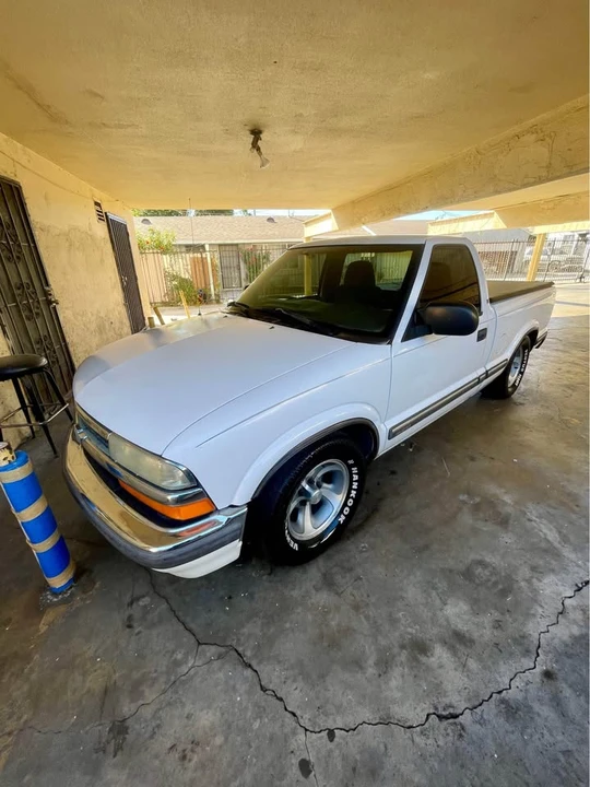 1998 Chevrolet S-10 - Image 6 of 10