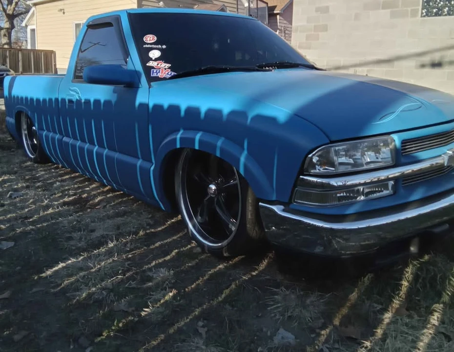 1998 Chevrolet S-10 - Image 5 of 16