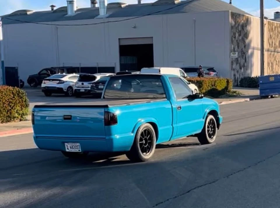 1998 Chevrolet S-10 - Image 7 of 9