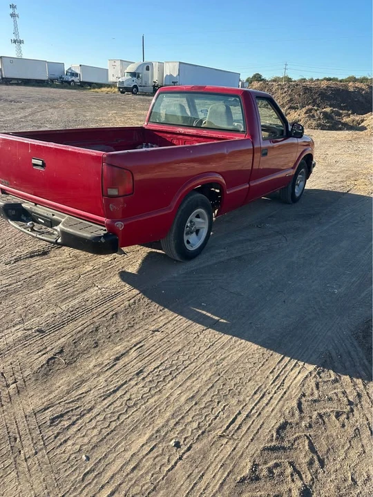 1998 Chevrolet S-10 - Image 6 of 9