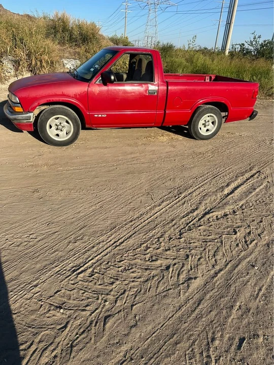1998 Chevrolet S-10 - Image 5 of 9