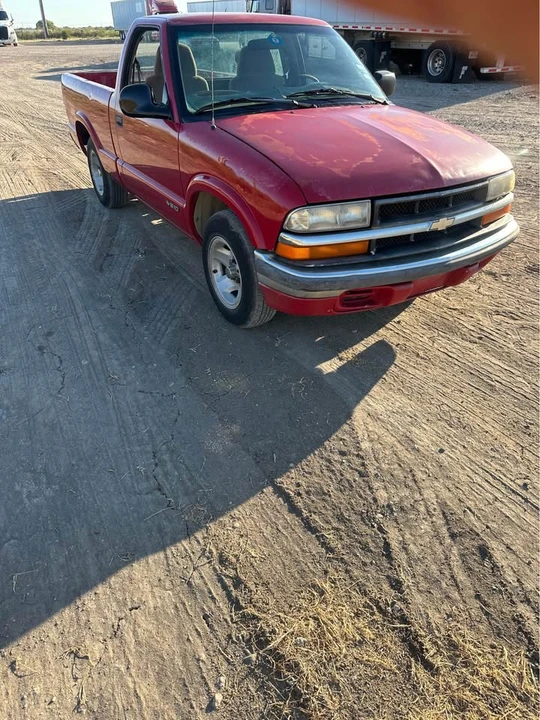 1998 Chevrolet S-10 - Image 3 of 9