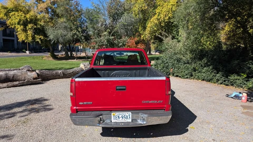 1998 Chevrolet S-10 - Image 5 of 18