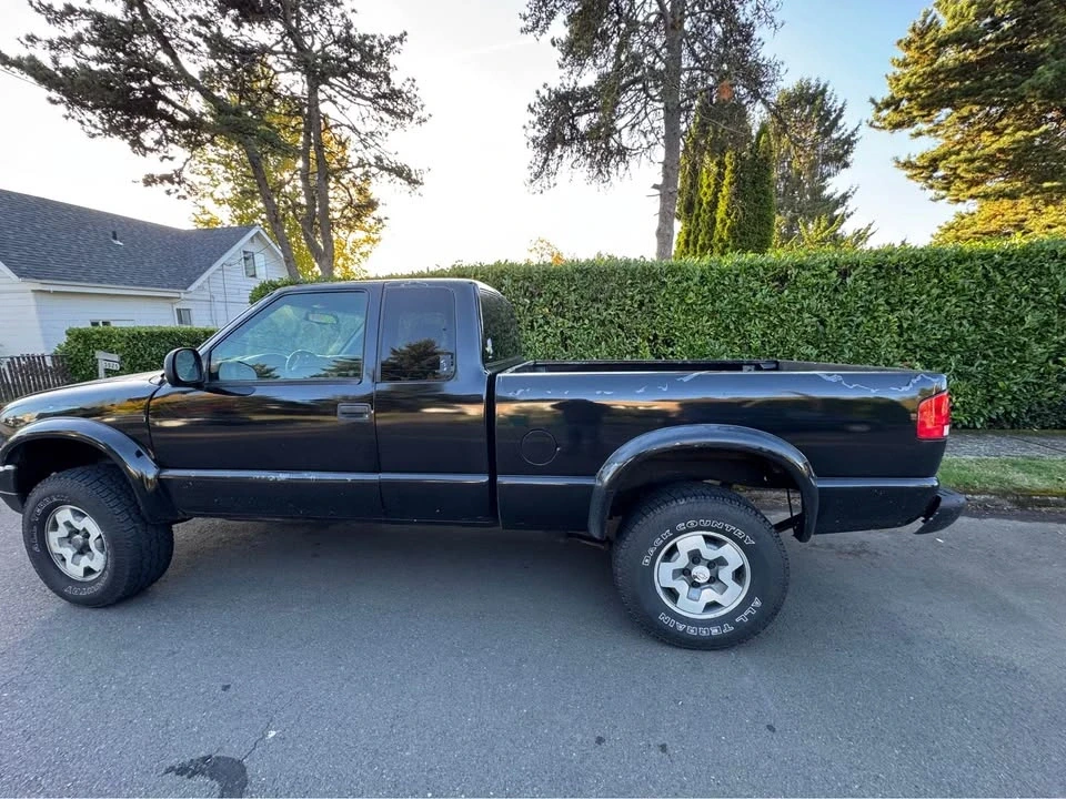1998 Chevrolet S-10 - Image 3 of 7