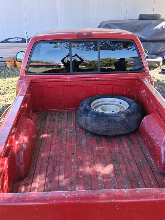 1998 Chevrolet S-10 - Image 7 of 8