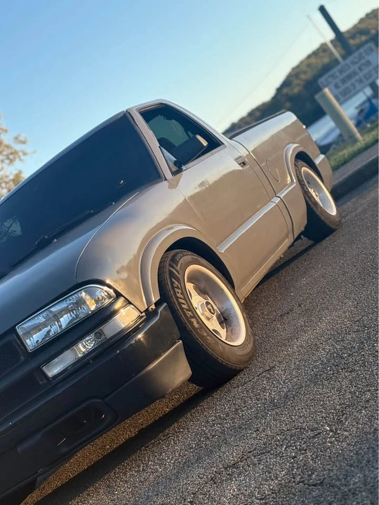 1998 Chevrolet S-10 - Image 3 of 3