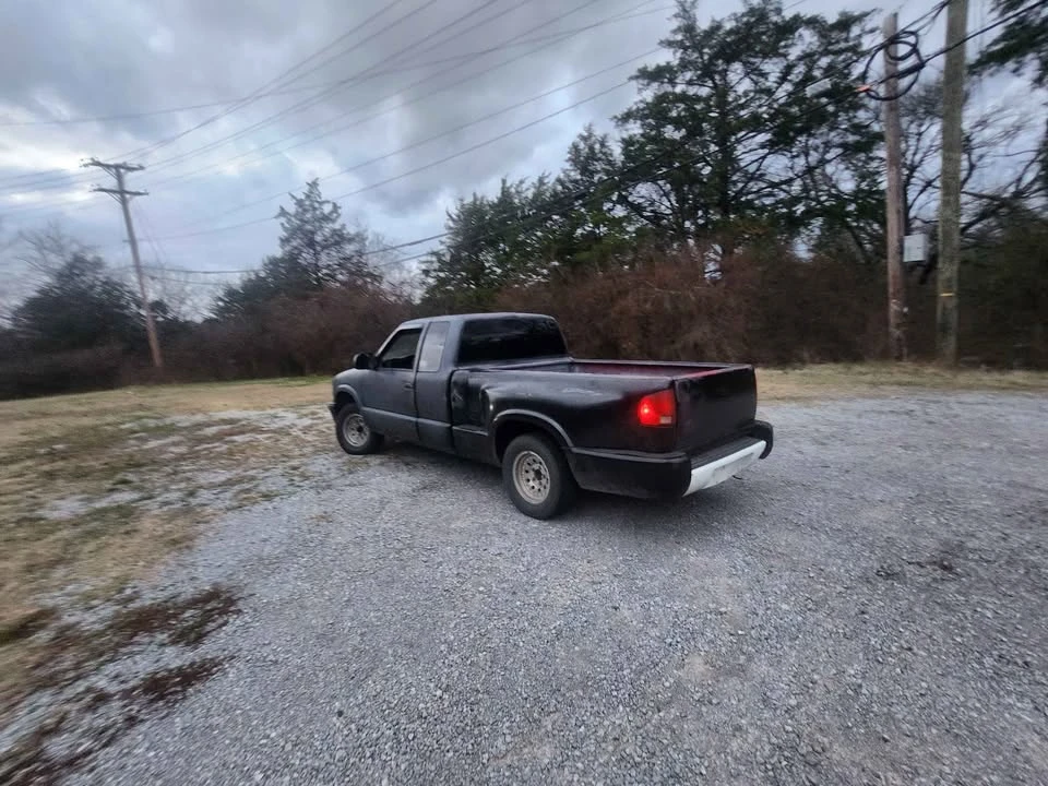 1998 Chevrolet S-10 - Image 7 of 8