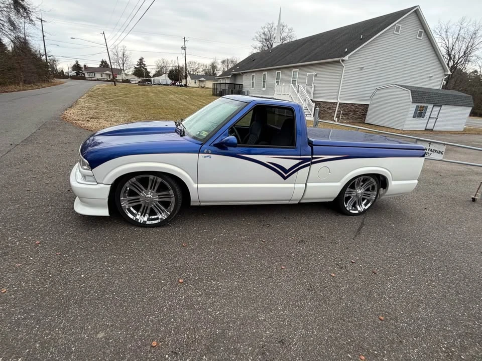 1998 Chevrolet S-10 - Image 8 of 9