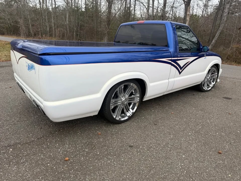 1998 Chevrolet S-10 - Image 4 of 9