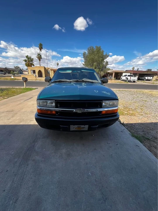 1998 Chevrolet S-10 - Image 2 of 9