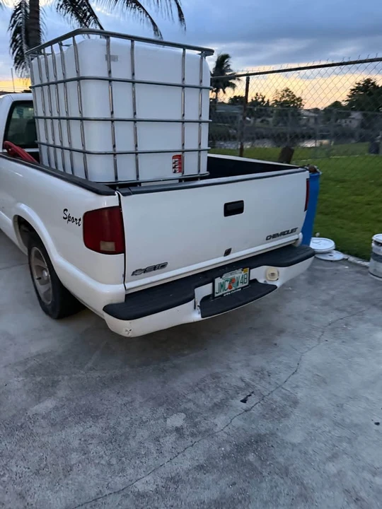 1998 Chevrolet S-10 - Image 3 of 4