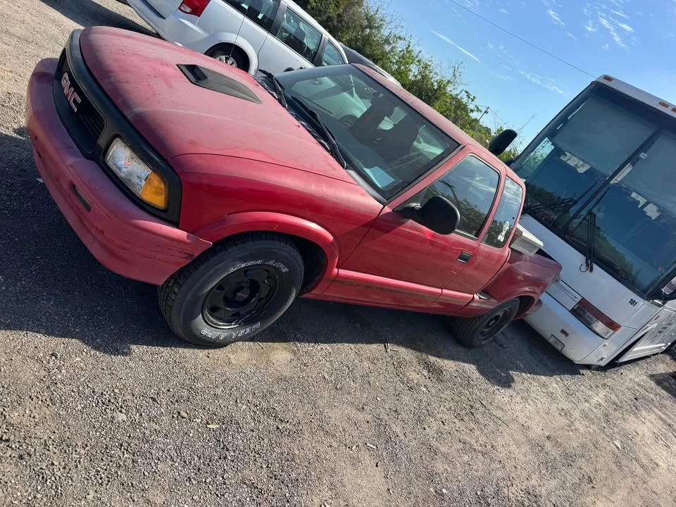 1998 Chevrolet S-10 - Image 4 of 4