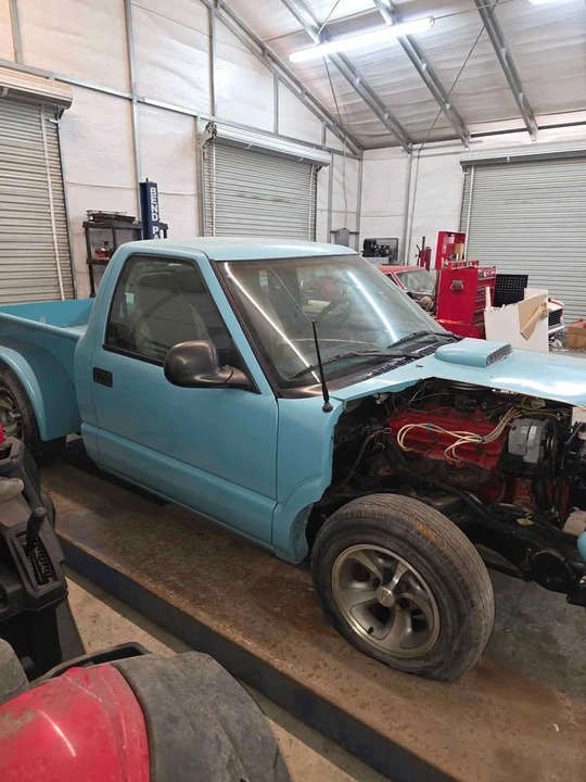 1998 Chevrolet S-10 - Image 9 of 10