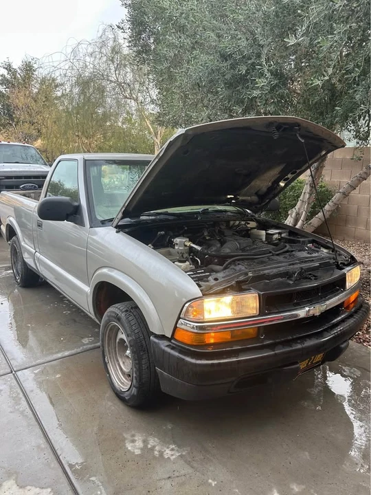 1998 Chevrolet S-10 - Image 4 of 5