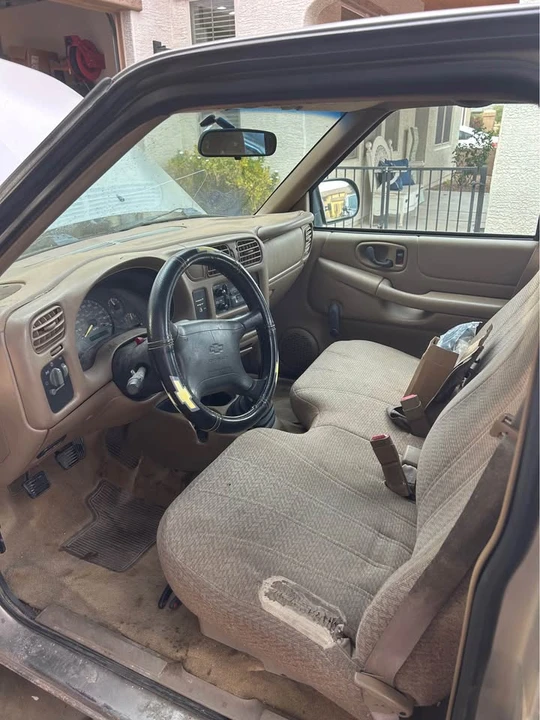 1998 Chevrolet S-10 - Image 3 of 5