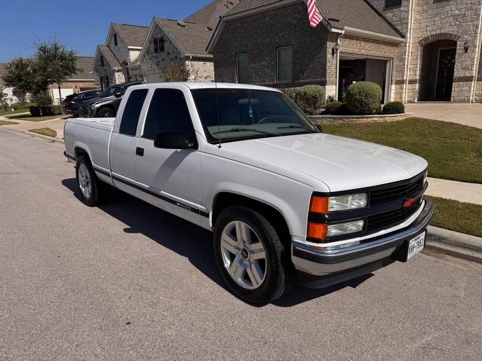 1998 Chevrolet C/K 4th Gen - Image 6 of 10