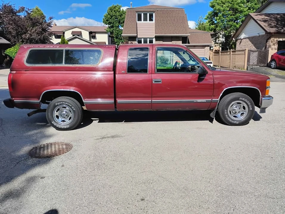 1998 Chevrolet C/K - Image 2 of 10