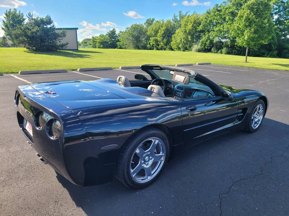 1998 Chevrolet Corvette C5 - Image 2 of 16