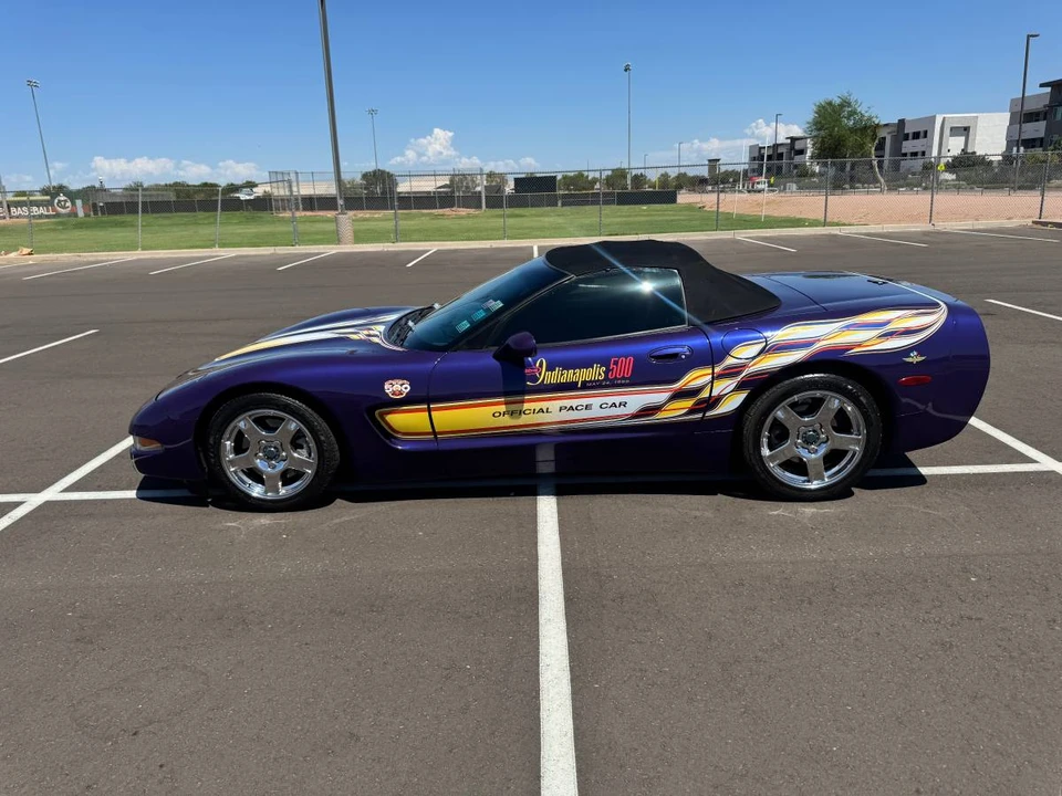 1998 Chevrolet Corvette C5 - Image 2 of 12