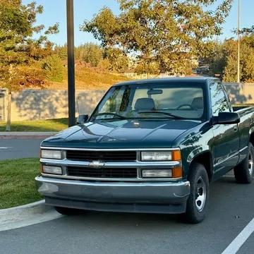 1998 Chevrolet C1500 W/T Fleetside Short Bed