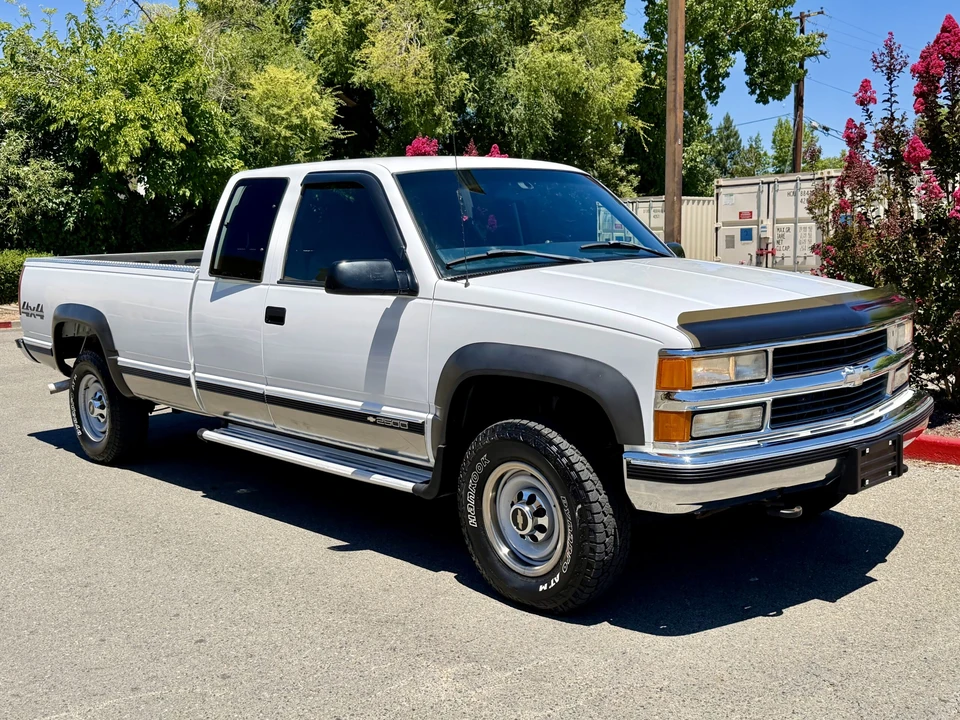 1998 Chevrolet C/K 4th Gen - Image 3 of 17