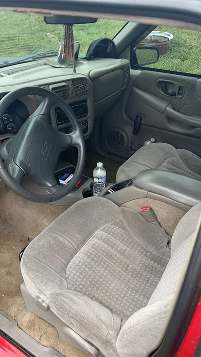 1998 Chevrolet S-10 - Image 3 of 3