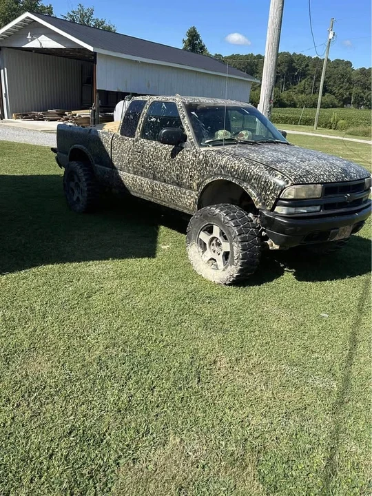 1998 Chevrolet S-10 - Image 2 of 4