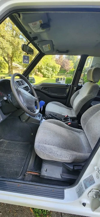 1998 Chevrolet Tracker - Image 4 of 9