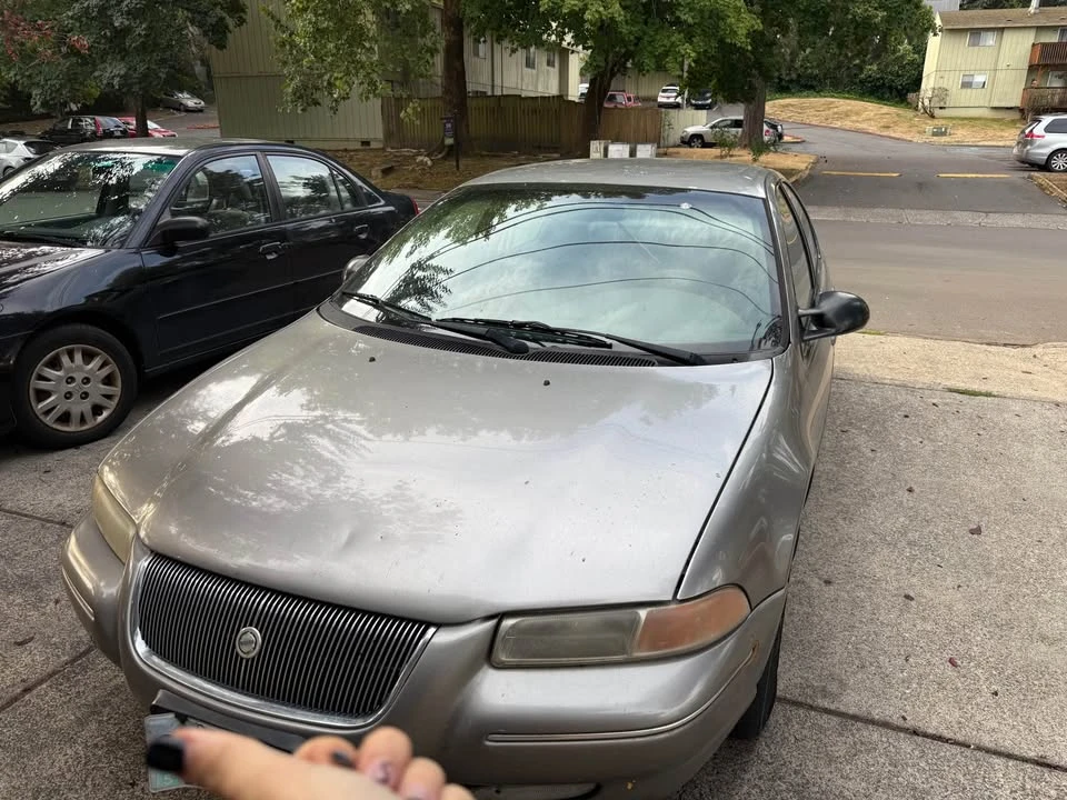 1998 Chrysler - Image 2 of 3