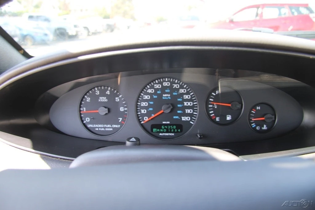 1998 Chrysler Sebring - Image 15 of 21