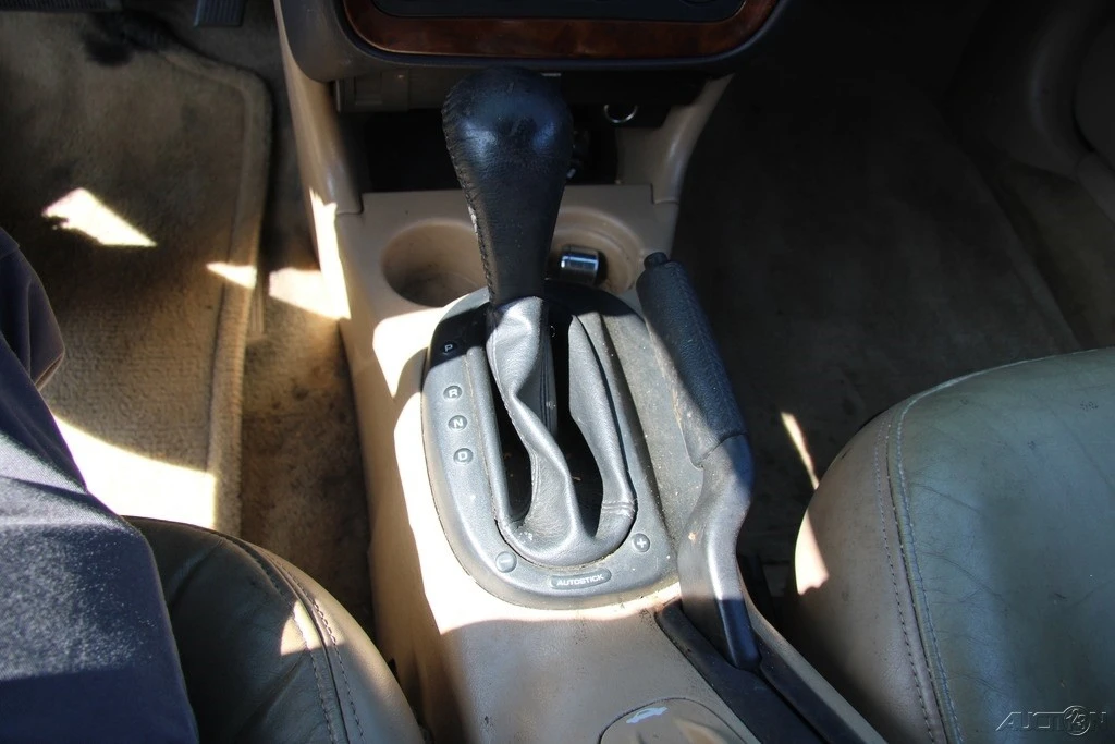 1998 Chrysler Sebring - Image 18 of 21
