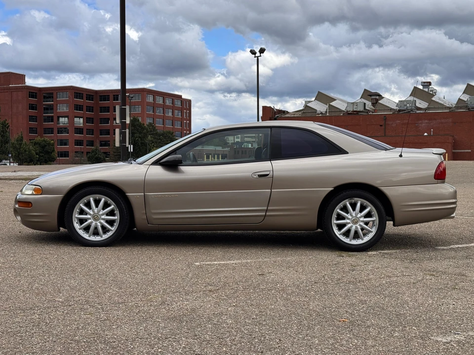 1998 Chrysler Sebring - Image 12 of 31