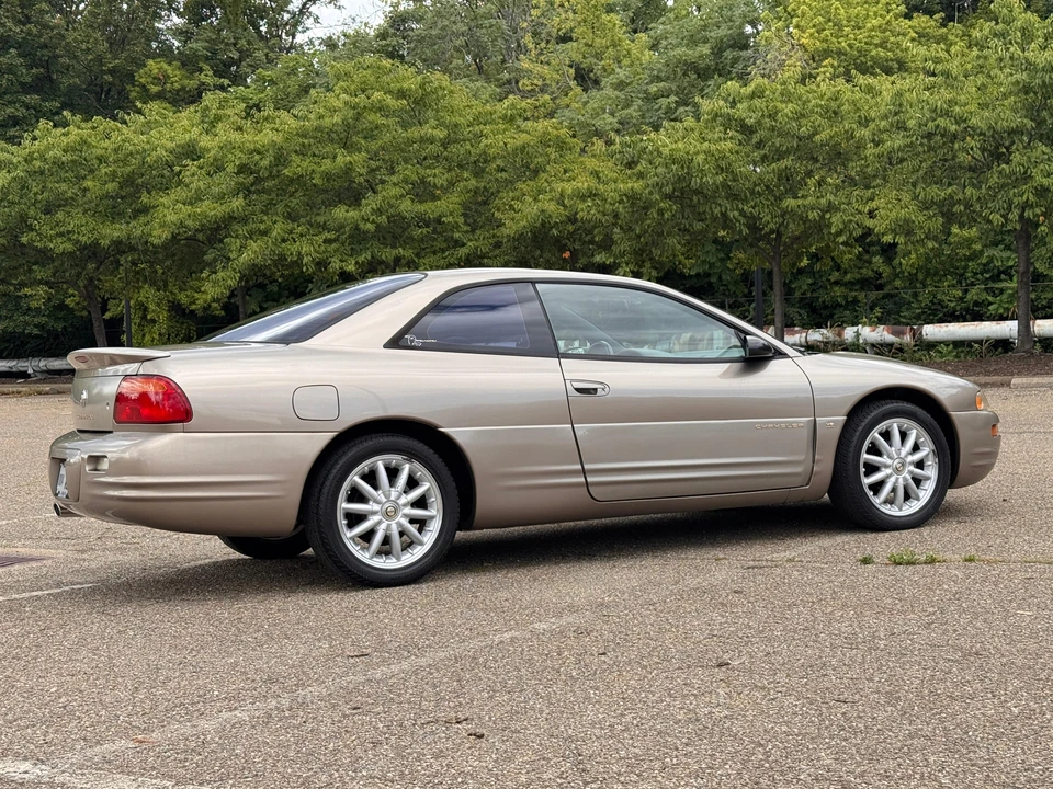 1998 Chrysler Sebring - Image 19 of 31