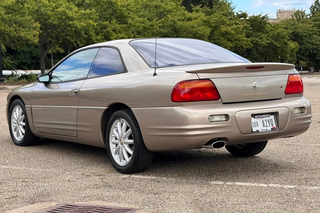 1998 Chrysler Sebring - Image 4 of 31