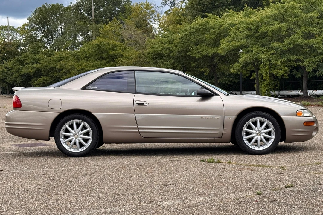 1998 Chrysler Sebring - Image 3 of 31