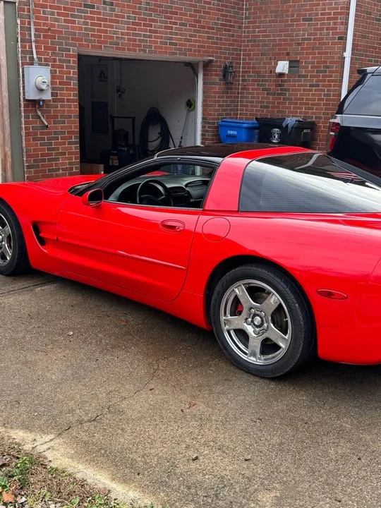 1998 Chevrolet Corvette C5 - Image 2 of 9