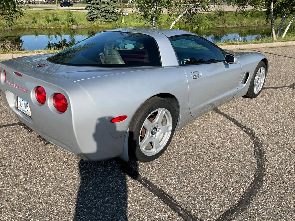 1998 Chevrolet Corvette C5 - Image 4 of 11