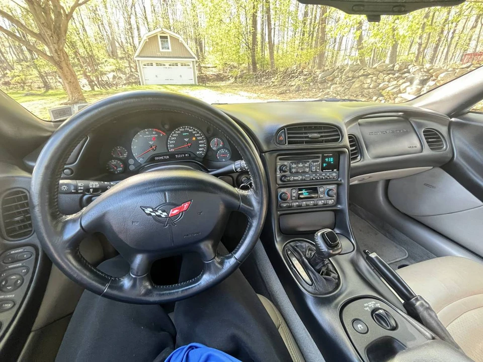 1998 Chevrolet Corvette C5 - Image 10 of 12