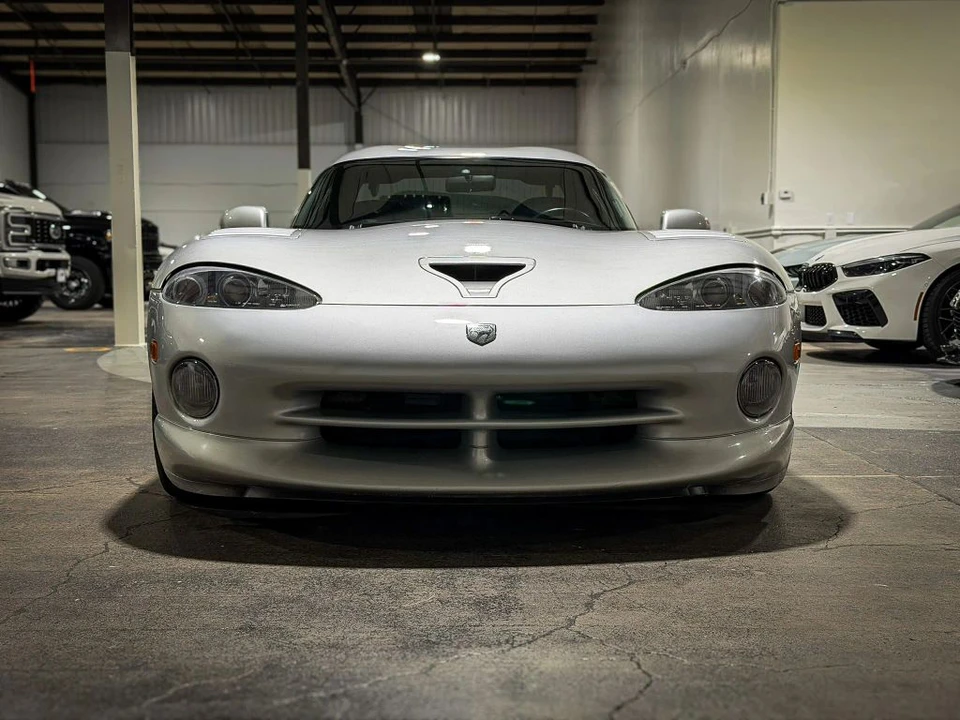 1998 Dodge Viper 2nd Gen - Image 2 of 28