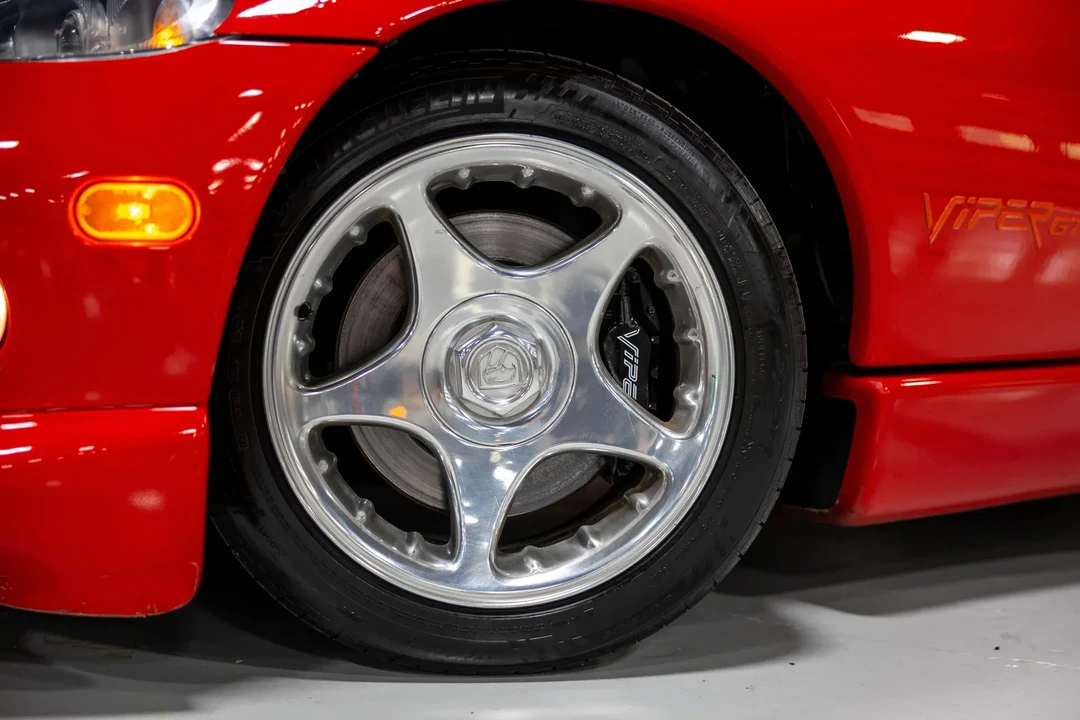 1998 Dodge Viper GTS 2nd Gen - Image 4 of 31