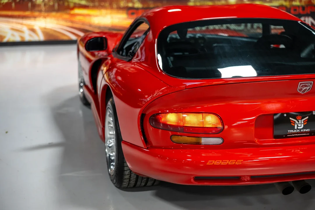 1998 Dodge Viper GTS 2nd Gen - Image 18 of 31