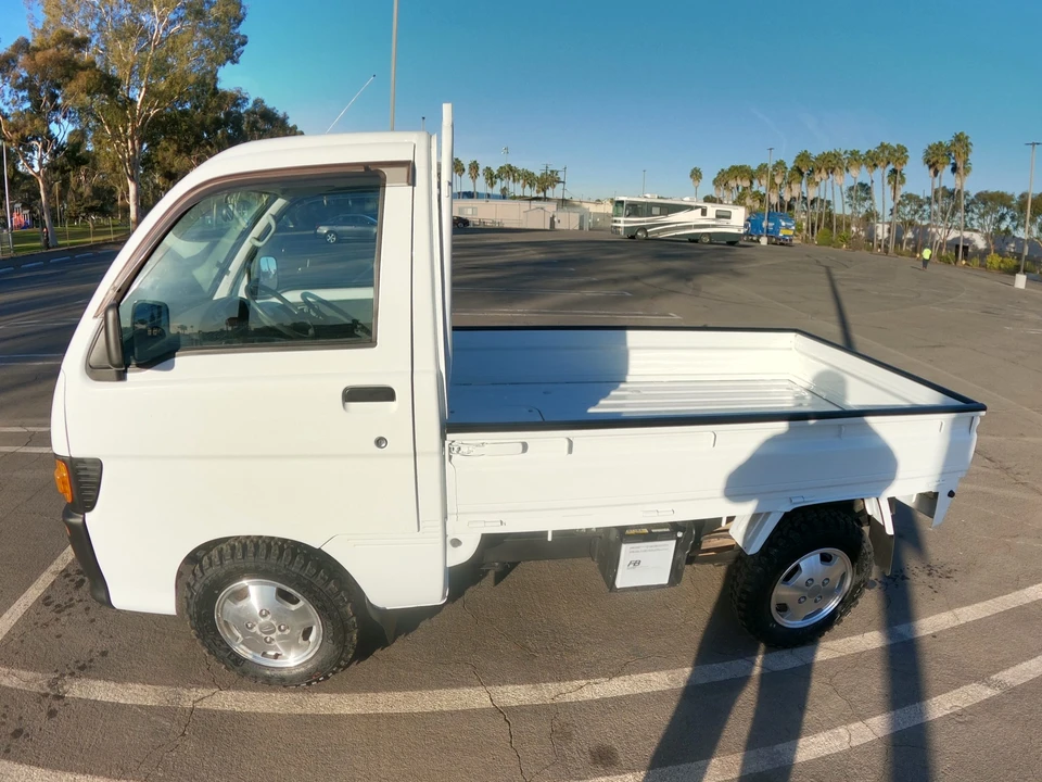 1998 Daihatsu Hijet - Image 11 of 31