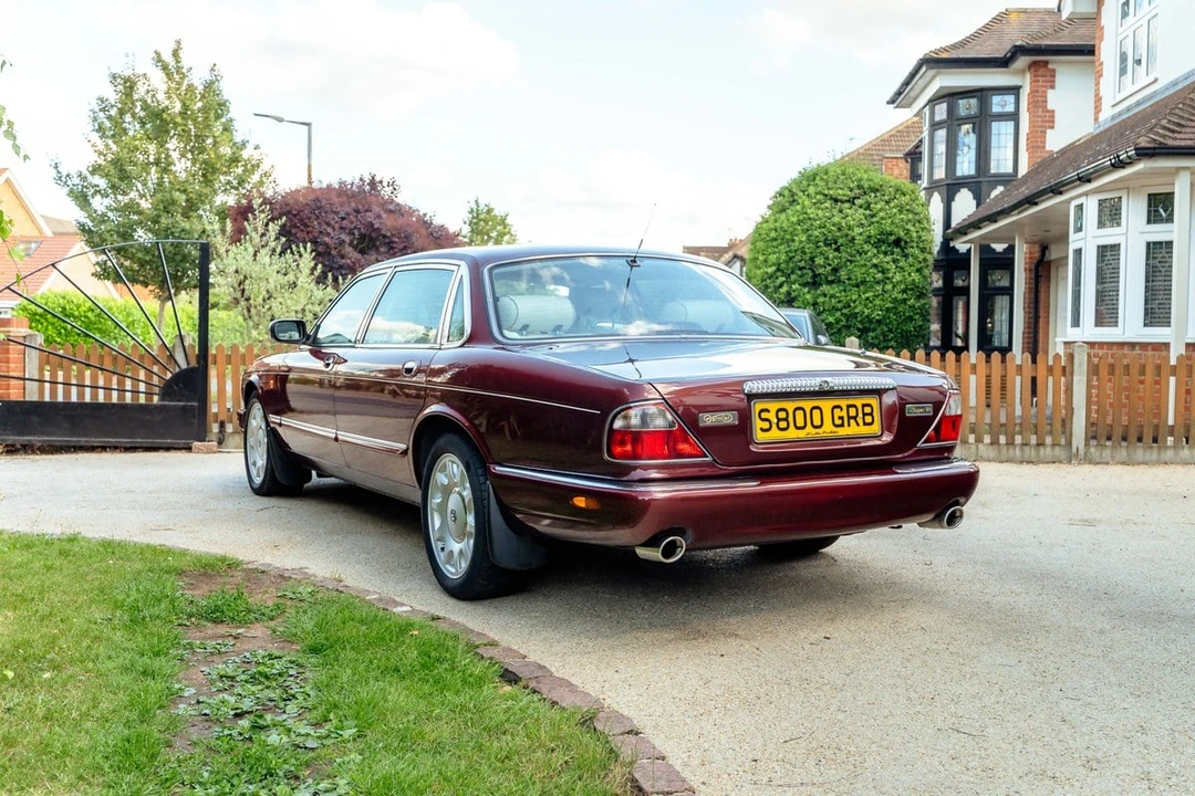 1998 Daimler - Image 16 of 30