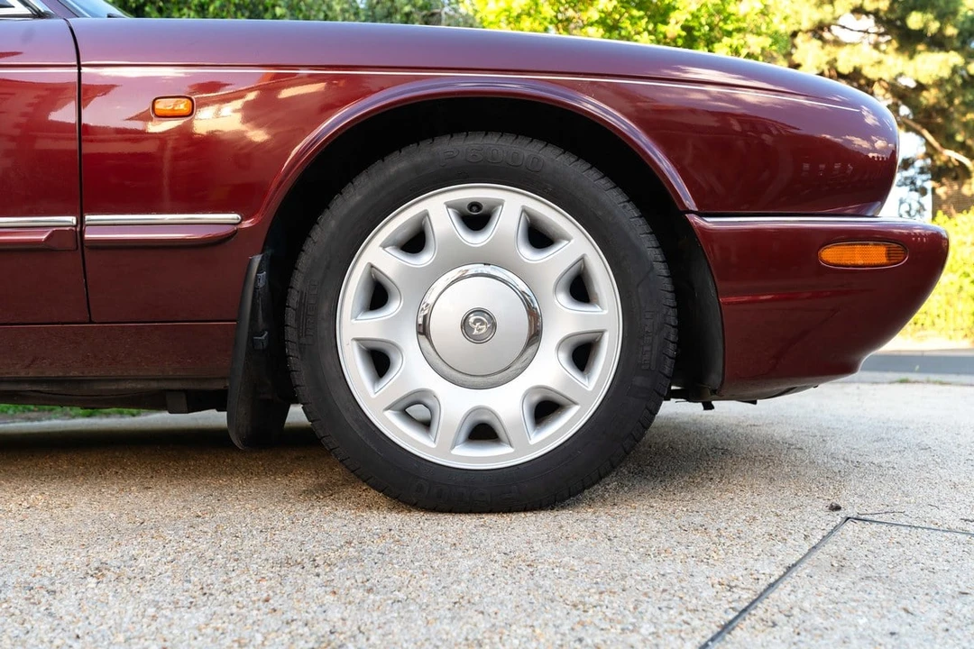 1998 Daimler - Image 30 of 30