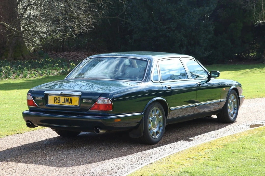 1998 Daimler - Image 7 of 30