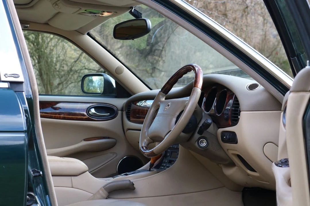 1998 Daimler - Image 21 of 30
