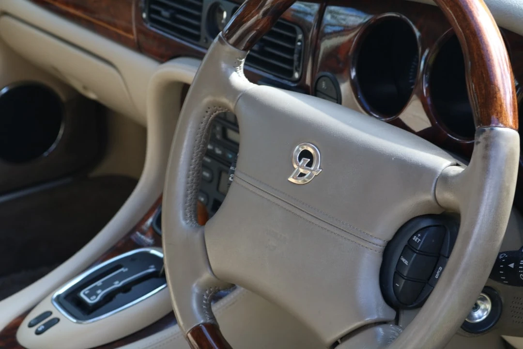 1998 Daimler - Image 17 of 30