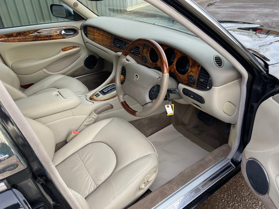 1998 Daimler - Image 28 of 30