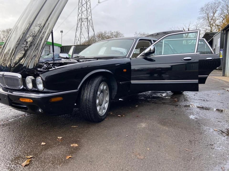 1998 Daimler - Image 23 of 30